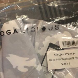 Yogalicious lux Camo high rise side pocket legging